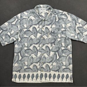 Vintage 2001 Columbia Sportswear XL Fish Print Shirt White Navy Blue Cotton